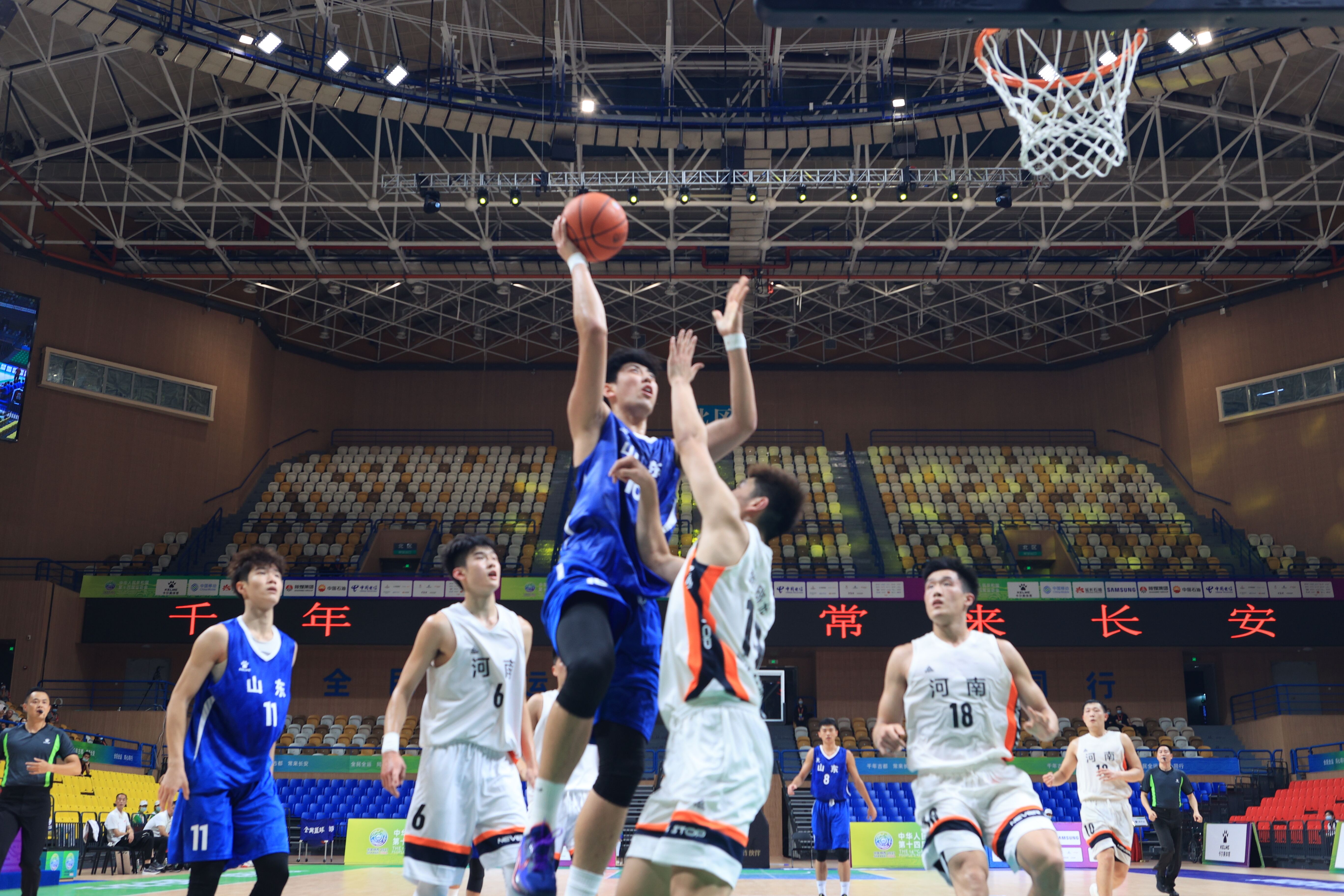 7队的进攻 7队的进攻